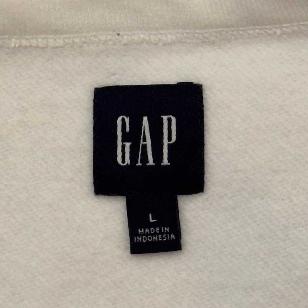 Gap size L “new off white” sweatshirt, eyelet sleeves. NWOT, sold out at Gap! - Picture 5 of 13